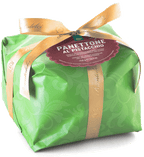 Panettone mit Pistazienfüllung