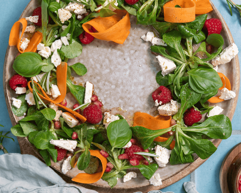 Himbeer-Möhren Salat mit Granatapfel-Rosmarin Dressing
