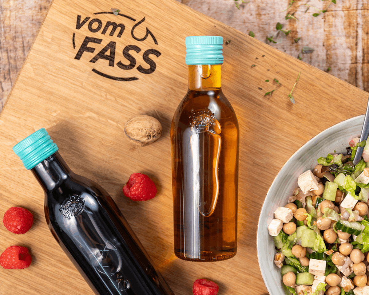 Salat mit Himbeer-Walnuss-Dressing